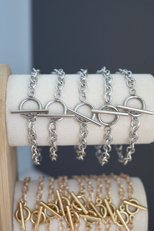 Large Loop Clasp Bracelet Silver